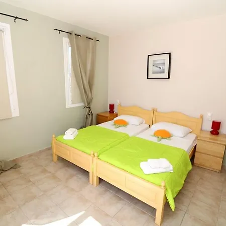 Vatsa 2 Villa Chavriáta